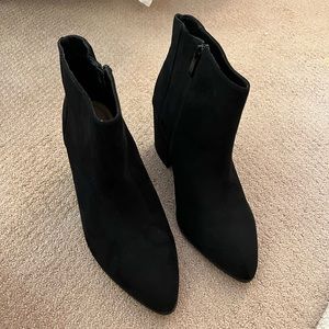 heeled boots